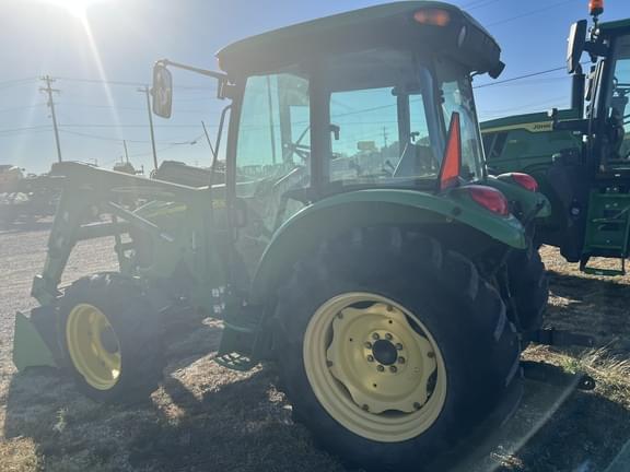 Image of John Deere 5425 equipment image 2