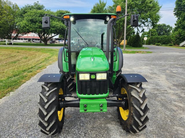 Image of John Deere 5425 equipment image 1