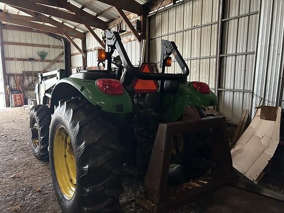 Image of John Deere 5425 equipment image 3