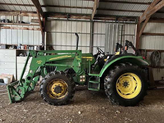 Image of John Deere 5425 equipment image 2