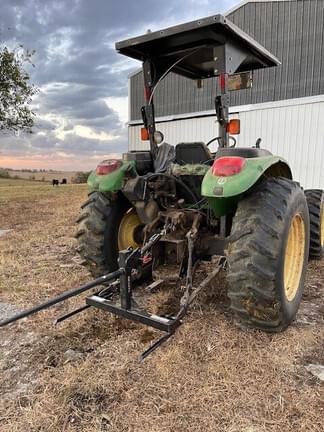 Image of John Deere 5425 equipment image 3