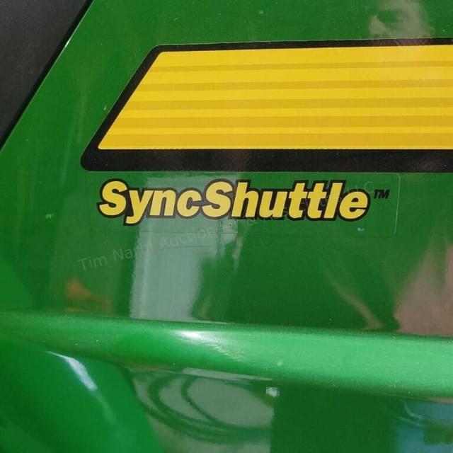 Image of John Deere 5425 equipment image 2