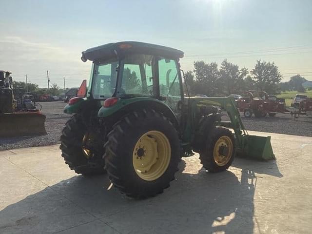 Image of John Deere 5425 equipment image 3
