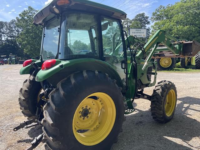 Image of John Deere 5525 equipment image 1