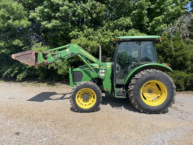 Image of John Deere 5525 equipment image 4