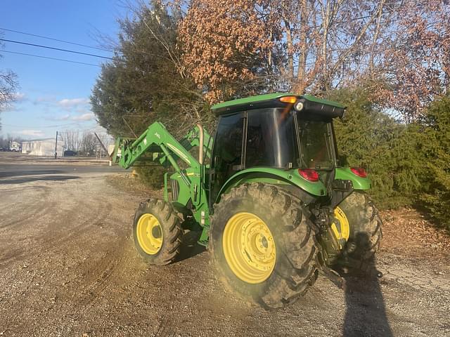 Image of John Deere 5525 equipment image 2