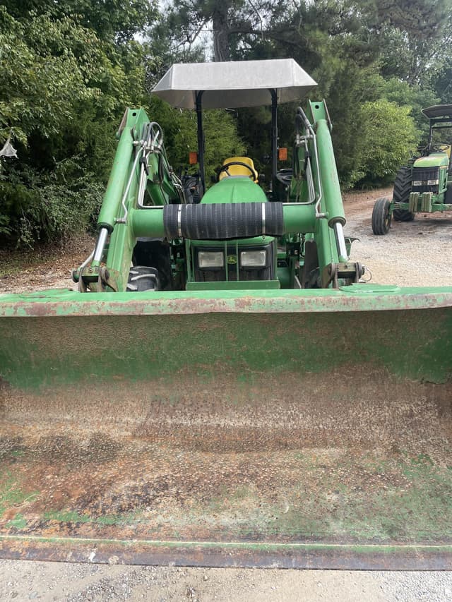 Image of John Deere 5525 equipment image 2