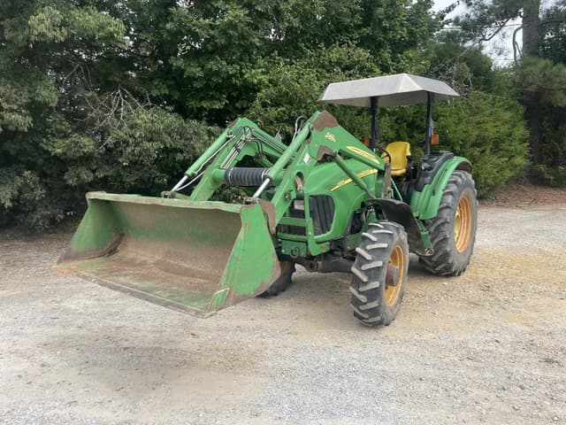 Image of John Deere 5525 equipment image 1
