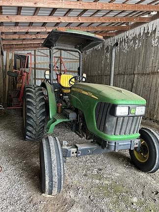 Image of John Deere 5525 equipment image 1