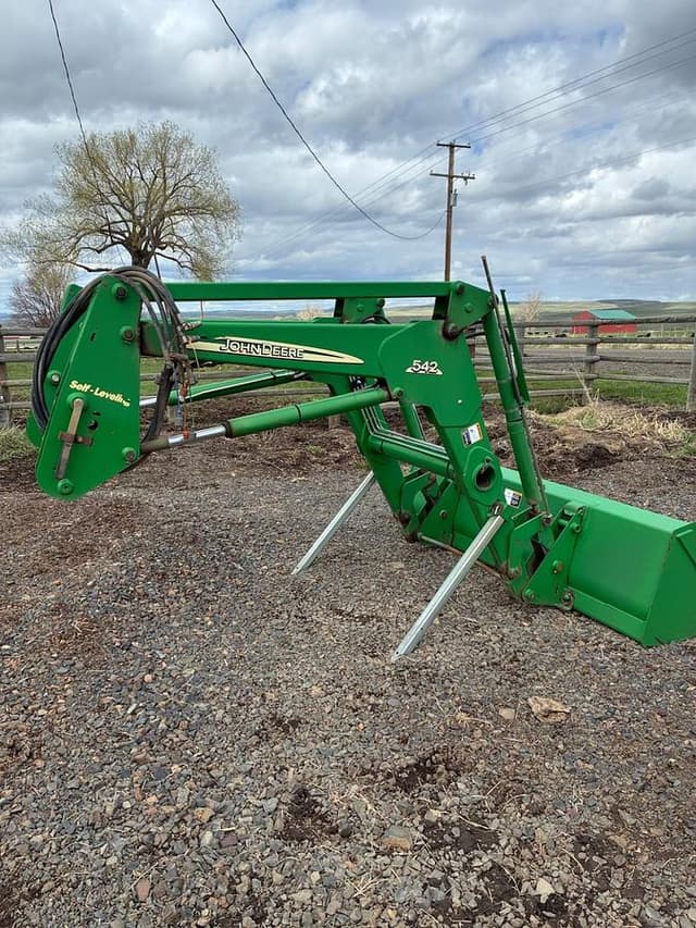 Image of John Deere 5525 equipment image 4