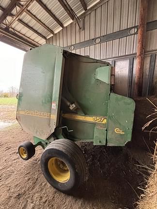 Image of John Deere 557 equipment image 3