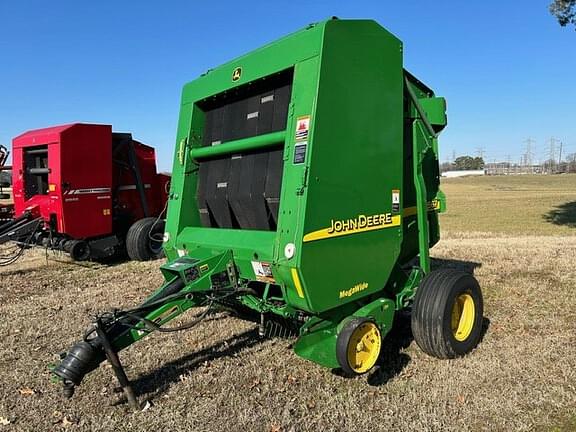 Image of John Deere 567 MegaWide equipment image 3