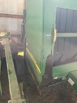 Image of John Deere 567 MegaWide equipment image 3