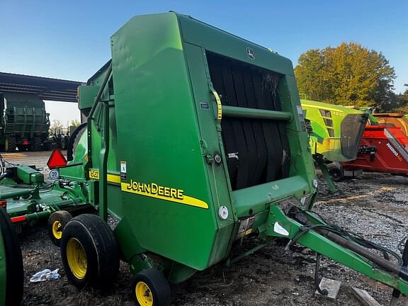 Image of John Deere 567 equipment image 1