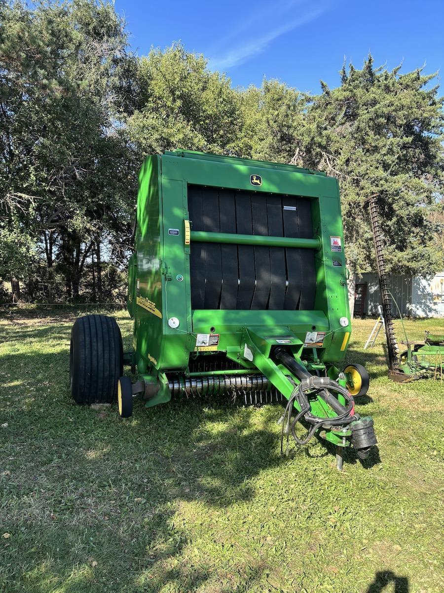 Image of John Deere 567 MegaWide Primary image