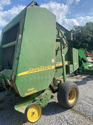 2005 John Deere 567 Silage MegaWide Equipment Image0