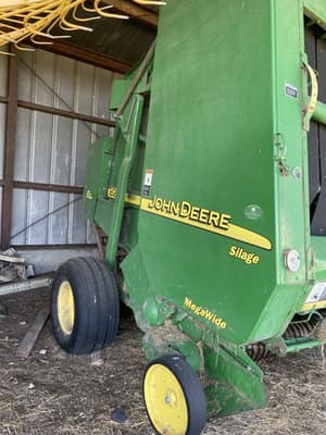 2005 John Deere 567 Silage MegaWide Image