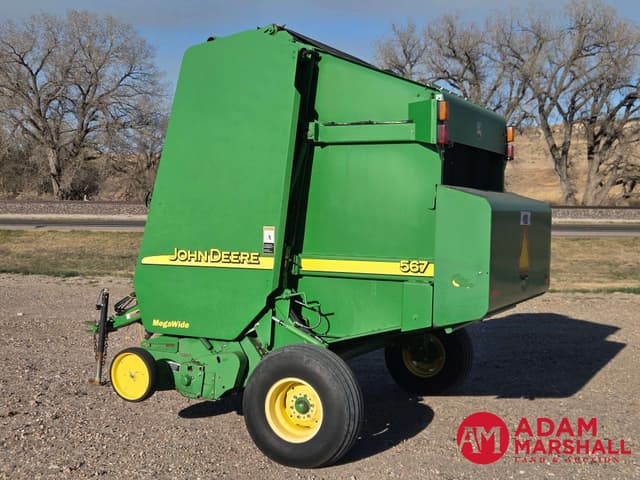 Image of John Deere 567 equipment image 3