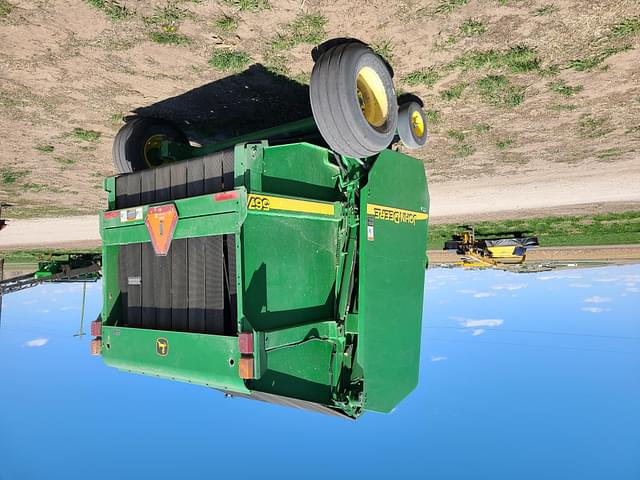 Image of John Deere 567 equipment image 3
