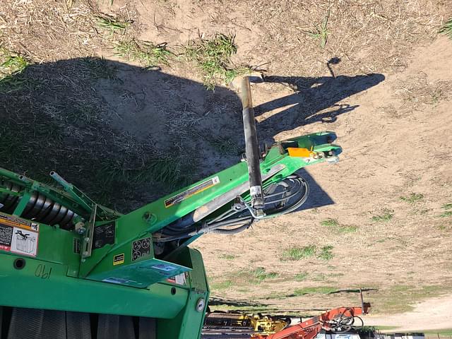 Image of John Deere 567 equipment image 4