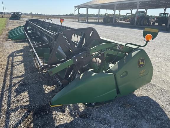 Image of John Deere 620F equipment image 4