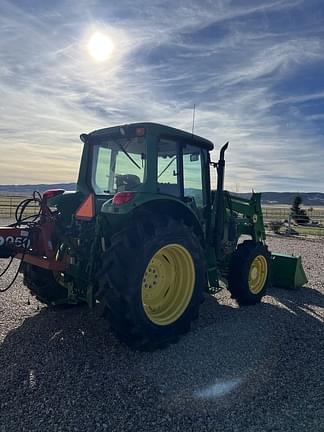 Image of John Deere 6220 equipment image 2