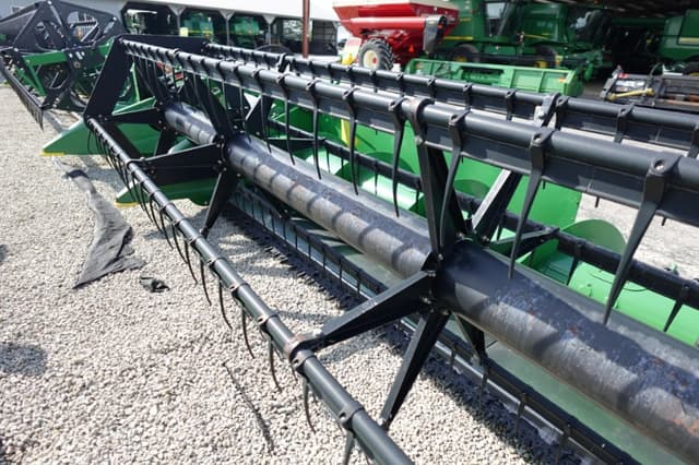 Image of John Deere 622F equipment image 1