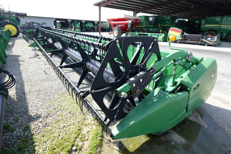 2005 John Deere 622F Equipment Image0