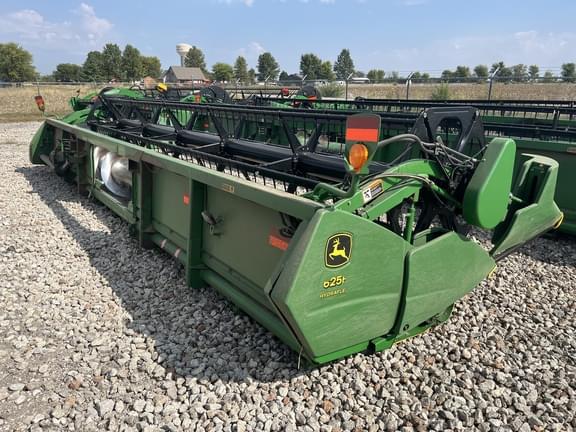 Image of John Deere 625F equipment image 3