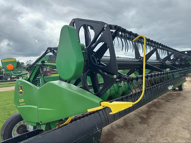 Image of John Deere 625F equipment image 2