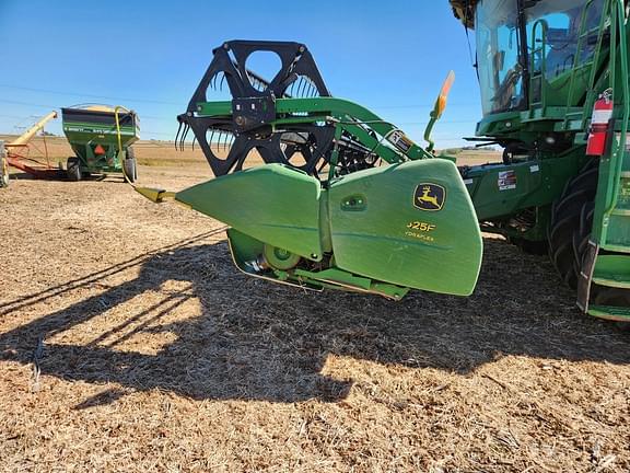 Image of John Deere 625F equipment image 1