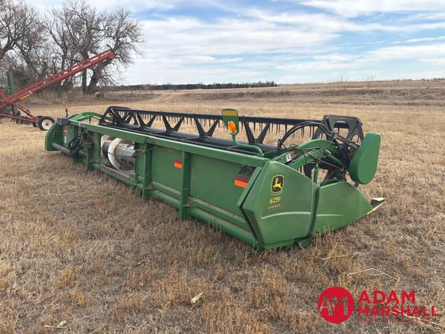 Image of John Deere 625F equipment image 4