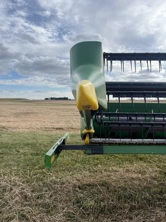 Image of John Deere 630F equipment image 4