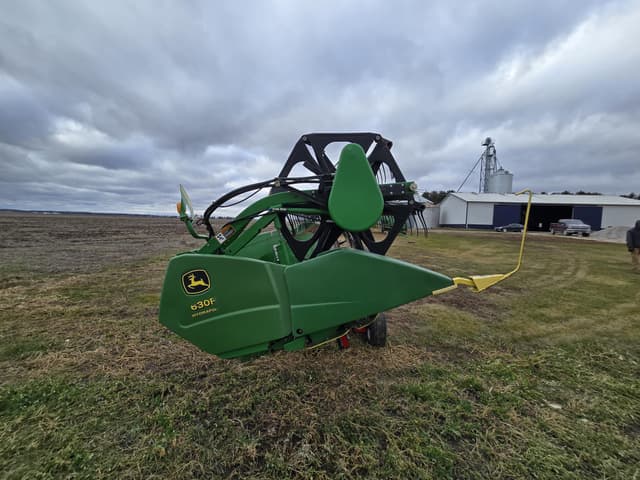 Image of John Deere 630F equipment image 4