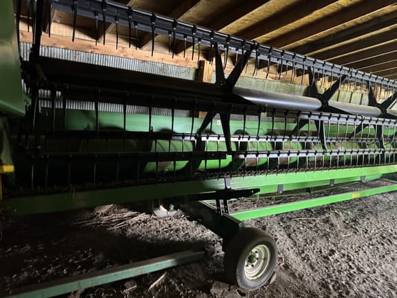 Image of John Deere 630F equipment image 3