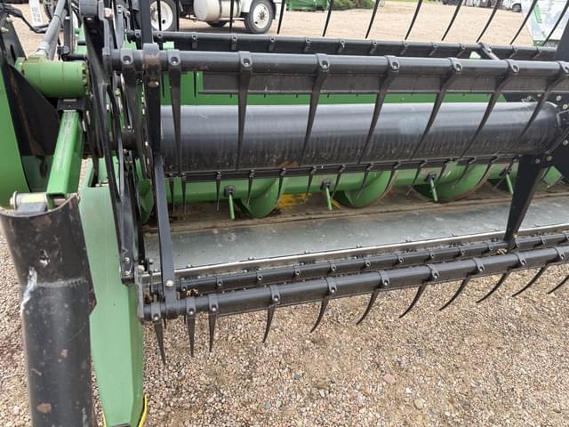 Image of John Deere 630F equipment image 4