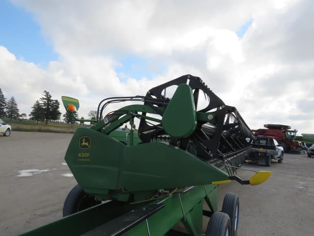 Image of John Deere 630F equipment image 4