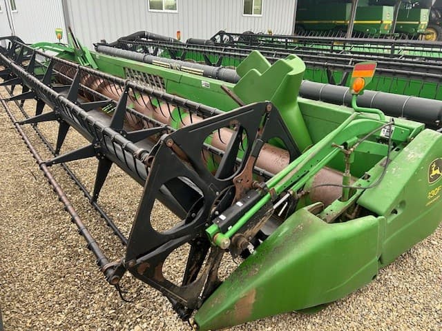 Image of John Deere 630F equipment image 1