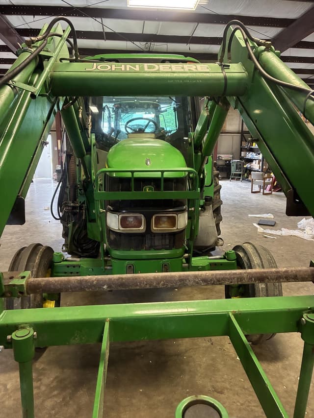 Image of John Deere 6320 equipment image 2