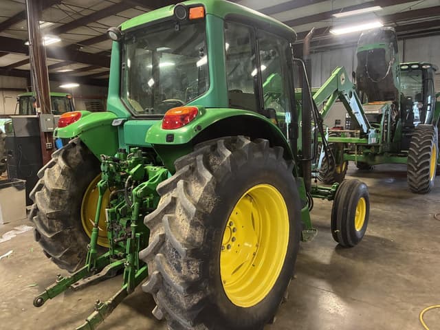Image of John Deere 6320 equipment image 4