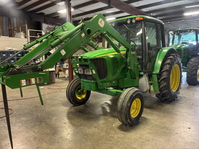 Image of John Deere 6320 equipment image 1