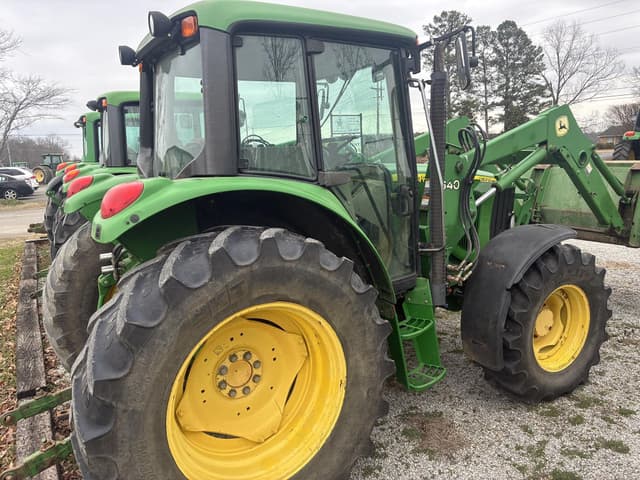 Image of John Deere 6320 equipment image 2