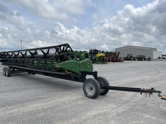 Image of John Deere 635F equipment image 2