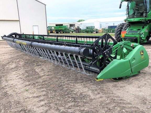 Main image John Deere 635F