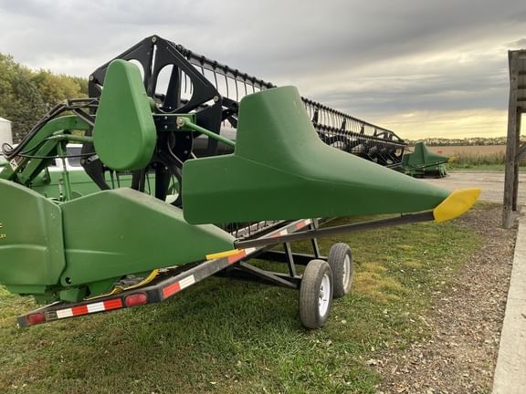 Main image John Deere 635F