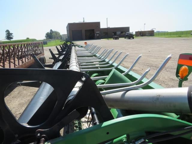 Image of John Deere 635F equipment image 2