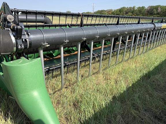 Thumbnail image John Deere 635F 3