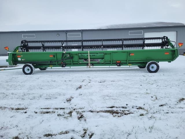 Image of John Deere 635F equipment image 3