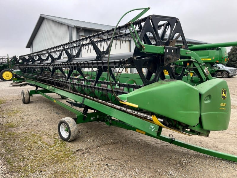 2005 John Deere 635F Equipment Image0