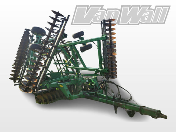 2005 John Deere 637 Equipment Image0